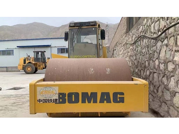 Compactador Bomag bw225d-3: foto 3
