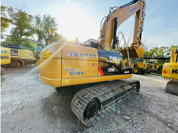Excavadora CATERPILLAR 320D2