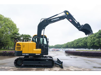 Excavadora HYUNDAI