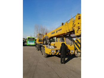 Grúa TADANO TL-300E