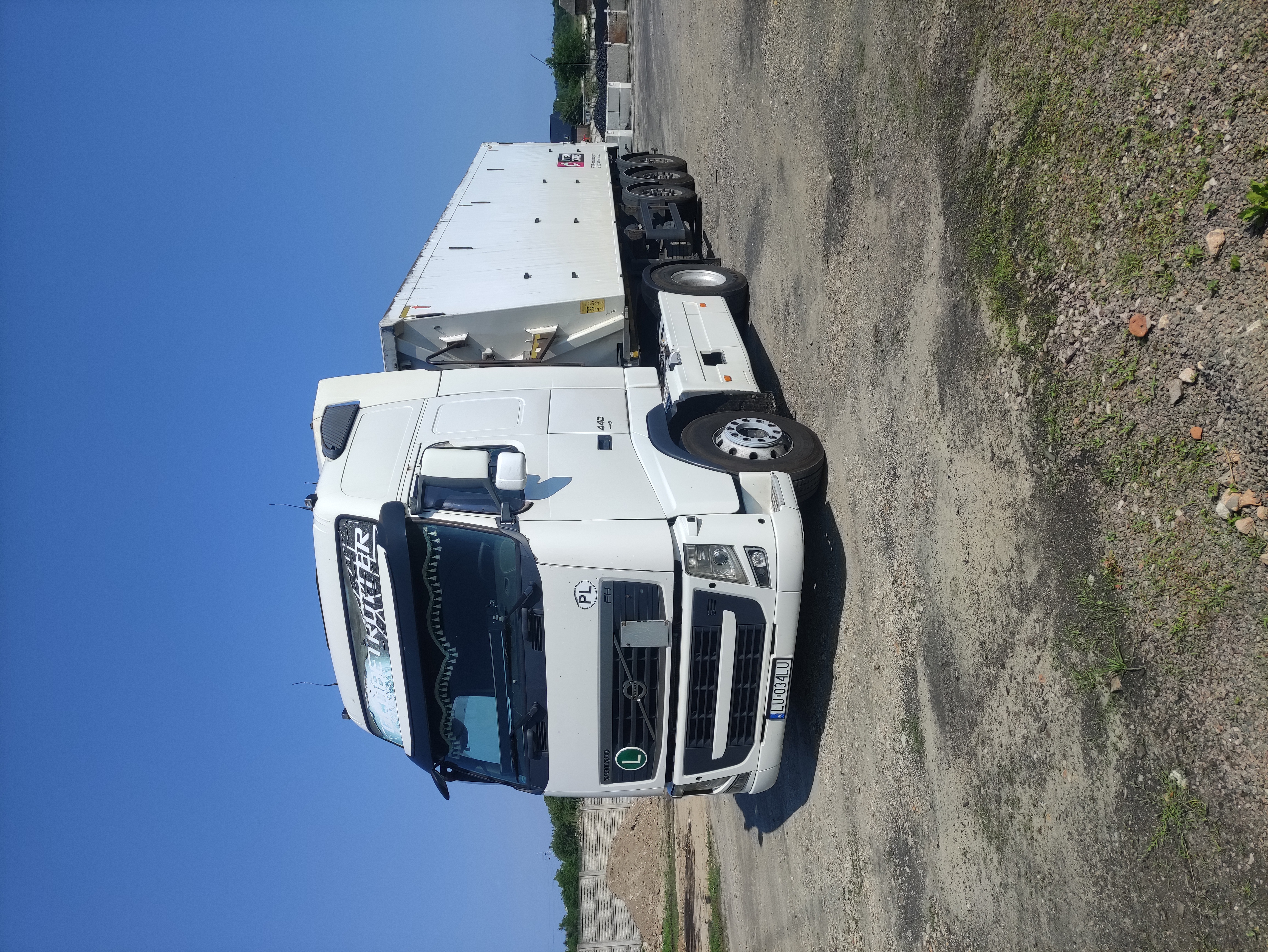 Cabeza tractora VOLVO FH13
