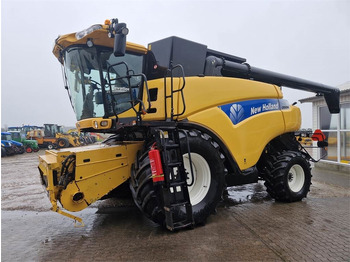 Leasing de New Holland CR9090 SLH  New Holland CR9090 SLH: foto 3