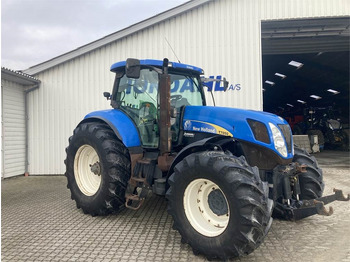 Tractor NEW HOLLAND T7050
