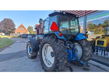 Tractor Ford 8240: foto 5 Tractor Ford 8240: foto 5