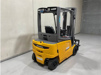 Leasing de Jungheinrich EFG 318  Jungheinrich EFG 318: foto 2