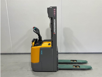 Apilador JUNGHEINRICH