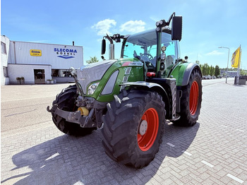 Tractor FENDT 720 Vario