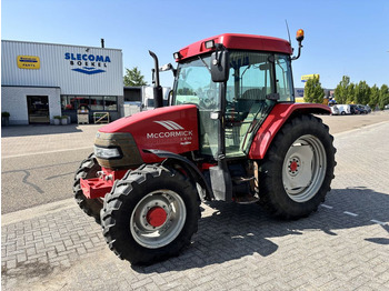 Tractor McCORMICK