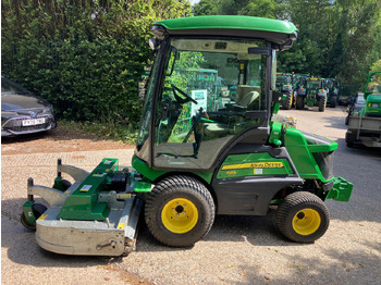 Leasing de  John Deere 1585 out front mower John Deere 1585 out front mower: foto 2