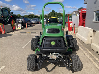 Cortacésped John Deere 8800A 5 pod rotary mower: foto 4
