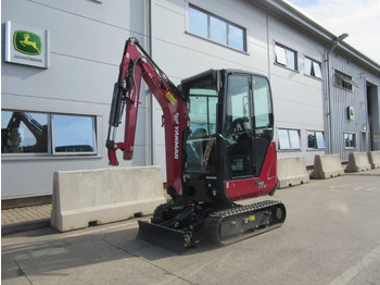 Excavadora YANMAR