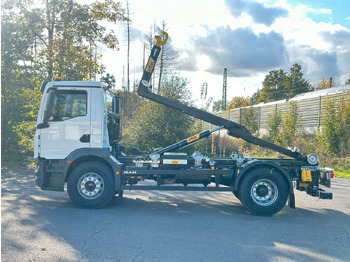 Camión multibasculante, Camión grúa MAN TGM 18.320 4x2 Euro 6e Hyva 12-45: foto 3