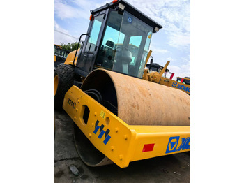 Compactador XCMG XS143