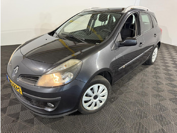 Coche RENAULT