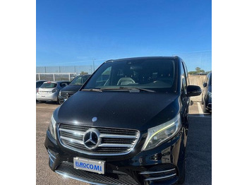 Coche MERCEDES-BENZ