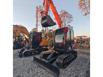 Excavadora de cadenas HITACHI ZX70: foto 3