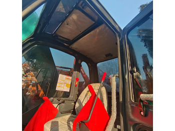 Excavadora de cadenas KOBELCO SK75: foto 4