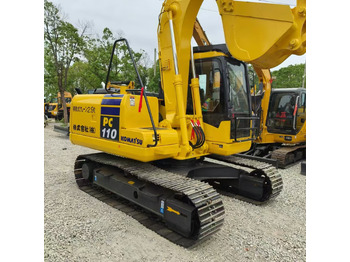 Excavadora de cadenas KOMATSU PC110: foto 4