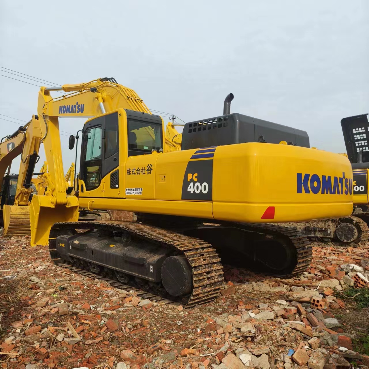 Excavadora de cadenas KOMATSU PC400: foto 3