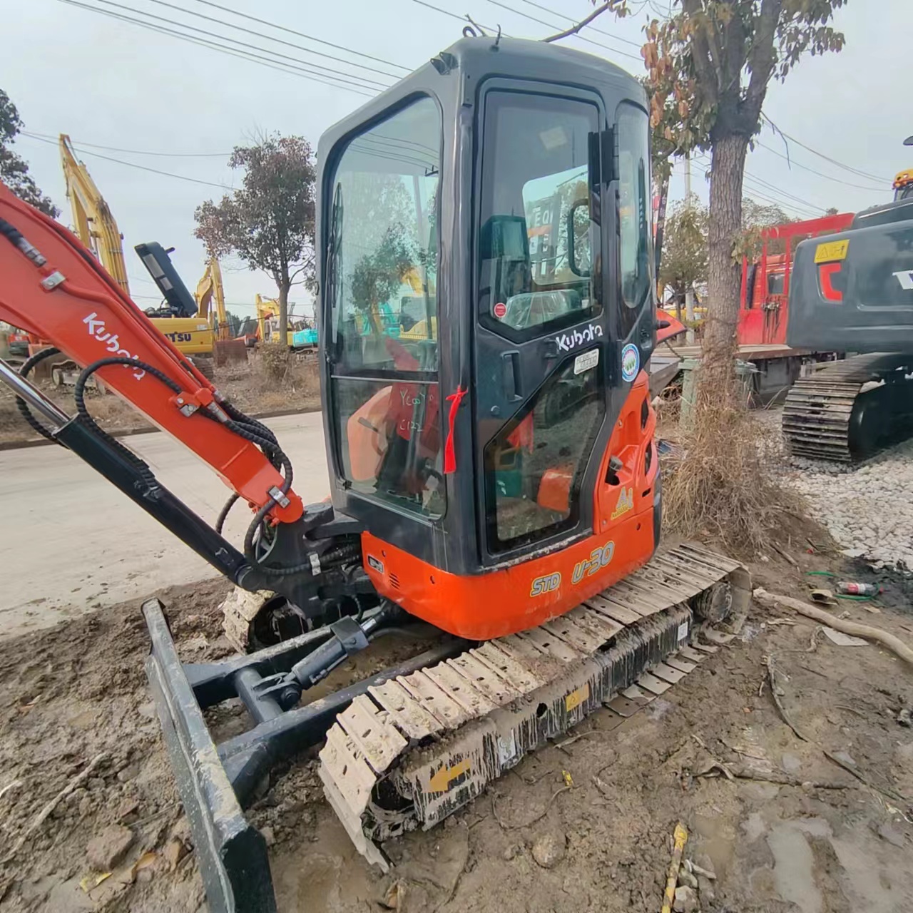 Miniexcavadora KUBOTA 30: foto 2
