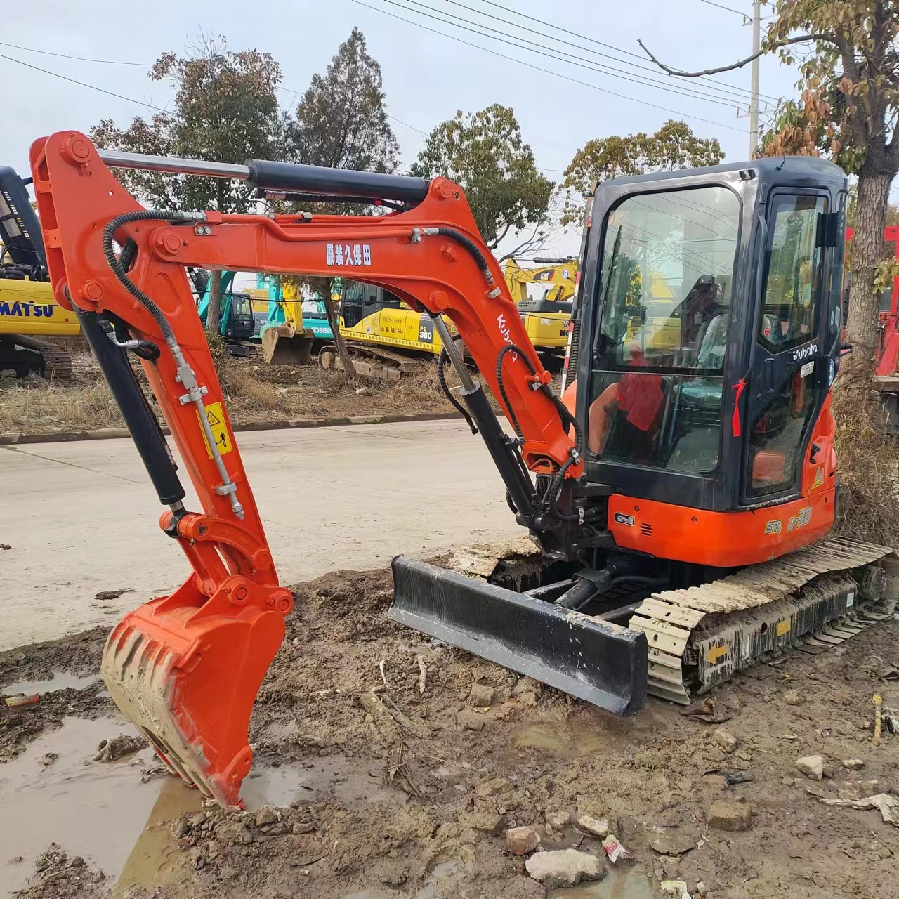Miniexcavadora KUBOTA 30: foto 3