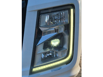 Faro delantero FORD