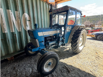 Tractor FORD