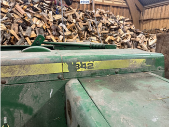 Maquinaria de henificación John Deere 342 Square Baler: foto 4