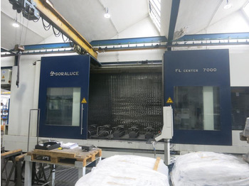 Máquina para metal