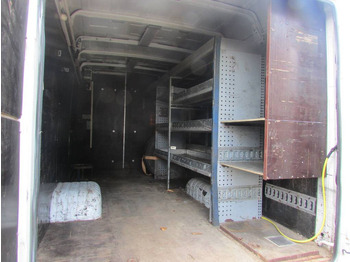 Camión caja cerrada Mercedes-Benz 813 D Vario Kastenwagen: foto 4