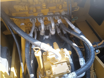 Excavadora de cadenas CATERPILLAR 320GC: foto 4