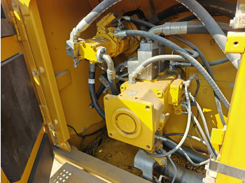 Excavadora de cadenas CATERPILLAR 374DL: foto 4