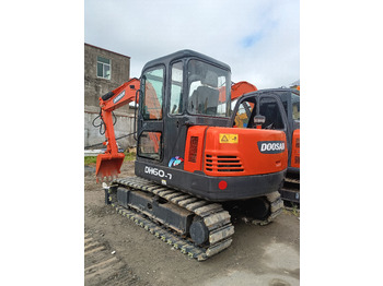 Miniexcavadora DOOSAN DH60-7: foto 4