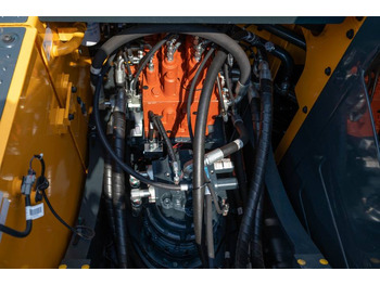 Excavadora de ruedas Hyundai HW210: foto 5