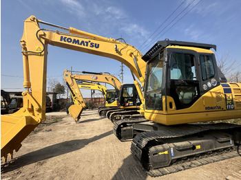 Excavadora de cadenas KOMATSU PC110-7: foto 2