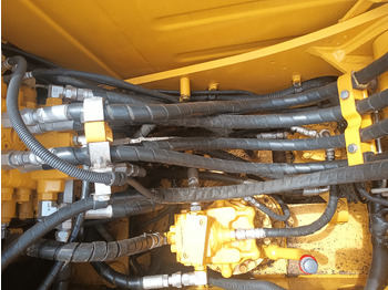 Excavadora de cadenas KOMATSU PC120: foto 3