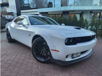 Coche DODGE