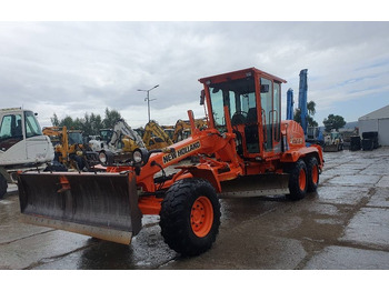 Leasing de New Holland F 106.6 A  New Holland F 106.6 A: foto 1