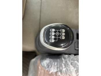 Camión volquete nuevo SINOTRUCK HOWO: foto 2