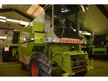 Cosechadora de granos CLAAS Dominator