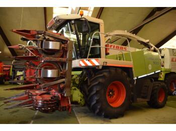 Cosechadora de forraje CLAAS Jaguar 900: foto 1
