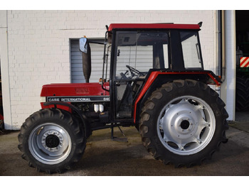 Tractor Case-IH 840: foto 2