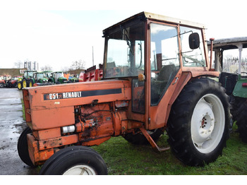 Tractor RENAULT