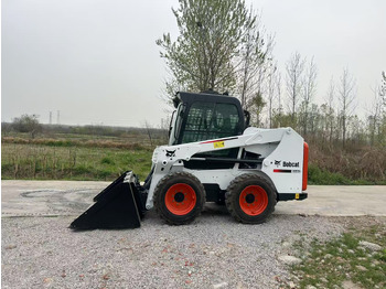 Minicargadora BOBCAT S550