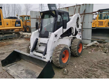 Minicargadora BOBCAT S300