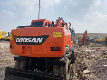 Excavadora de ruedas Doosan DX150W: foto 3