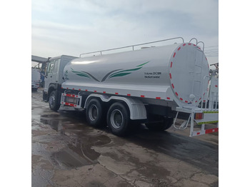 Camión cisterna SINOTRUK HOWO