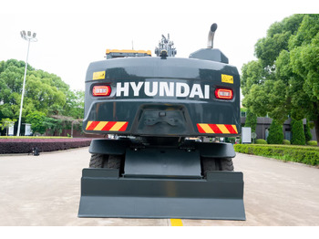 Excavadora de ruedas nuevo HYUNDAI HW155: foto 2