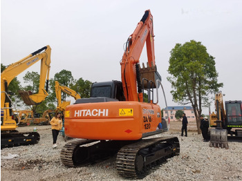 Excavadora de cadenas Hitachi ZX120: foto 2