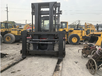 Reach stacker Kalmar DCD250-12LB: foto 4
